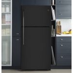Réfrigérateur à Congélateur Supérieur 30 Po De 17,5 Pi³ Ge Noir (déballé)