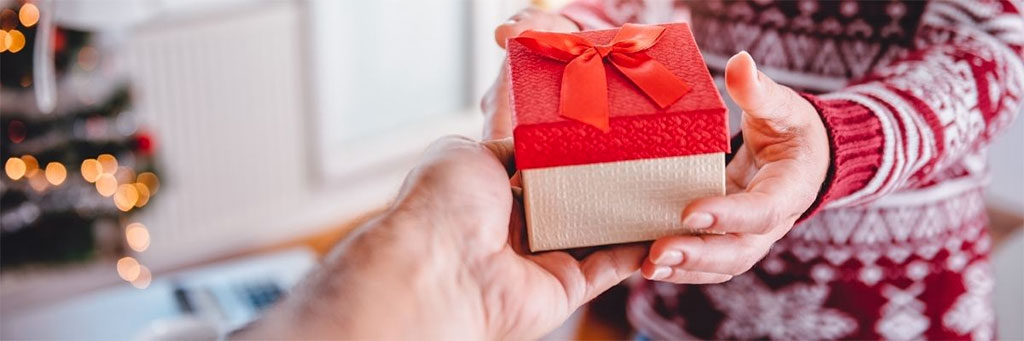 5 Ideas For More Responsible Christmas Gifts.