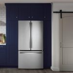 GE 36" / 26.7ft³ French Door Refrigerator With Internal Water Dispenser