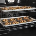 GE 30" Built-In Convection Oven